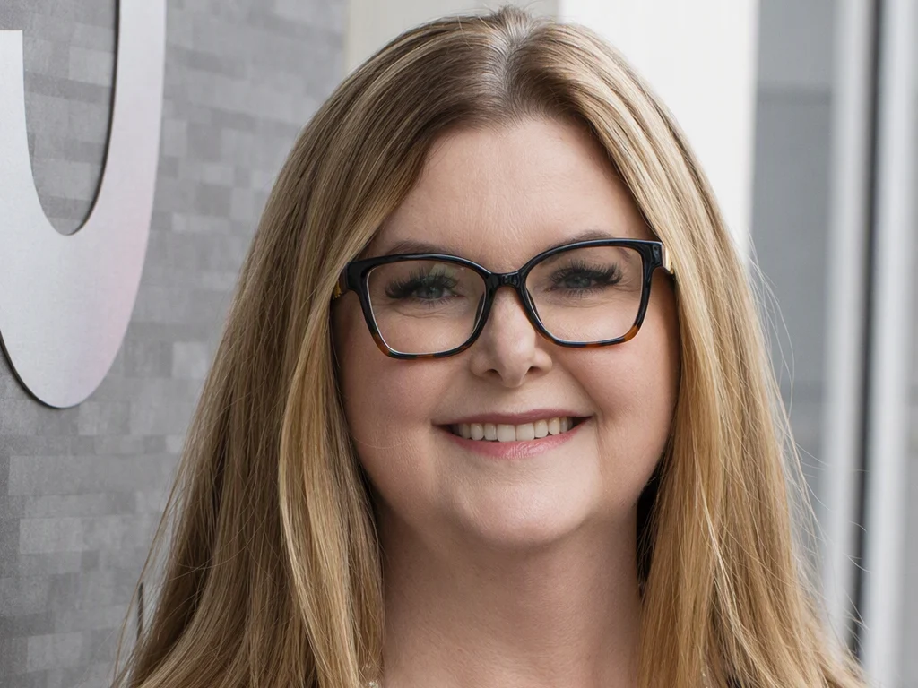 karen featherstone.webp